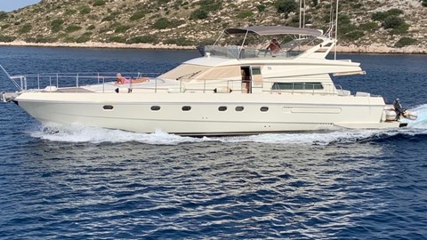 Ferretti 551 Yachts