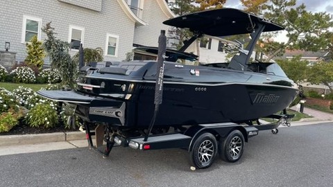 Malibu Wakesetter 23 LSV