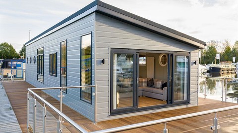 Wide beam narrowboat 65 x 12 hanbury monarch