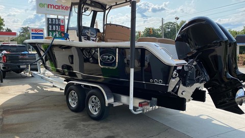 Sea Ray hunt ultra 211