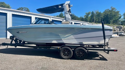 Super Air Nautique G23