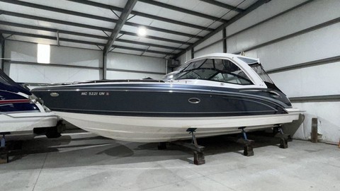 Formula 350 Crossover Bowrider