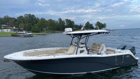 288 Sea Fox Commander