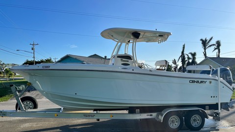 Century 2900 center console
