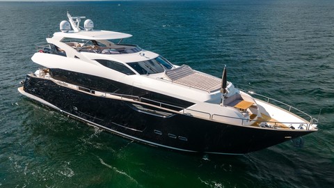 Sunseeker 95 Yacht