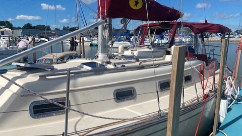 Island gypsy 32 sedan