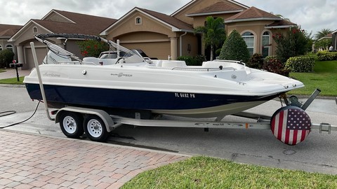 Hurricane 201 sundeck sport