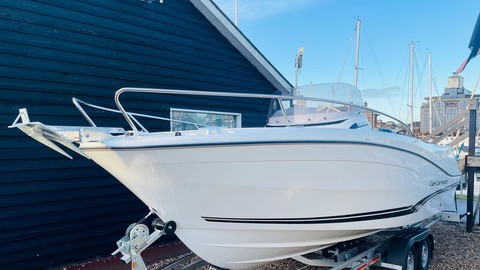 Jeanneau Cap Camarat 6.5 CC Serie 3
