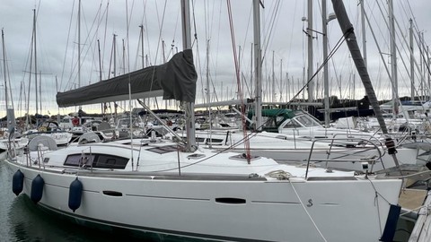 Beneteau Oceanis 40