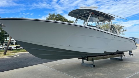 Cobia 217 center console