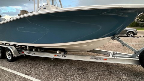 Angler Pro Boats 2900 center console