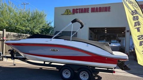 Sea Ray SPX 230