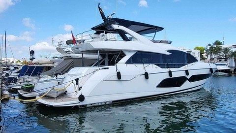 Sunseeker 76 Yacht