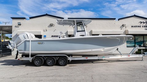 Sea Ray hunt ultra 211