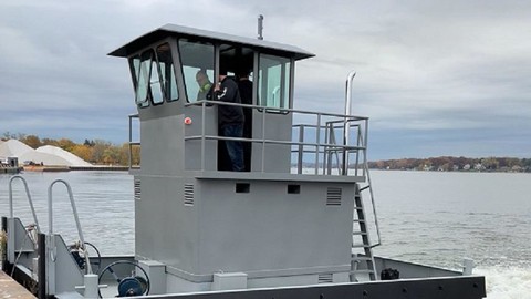 Scruton Marine 25 x 14 x 4 truckable tug