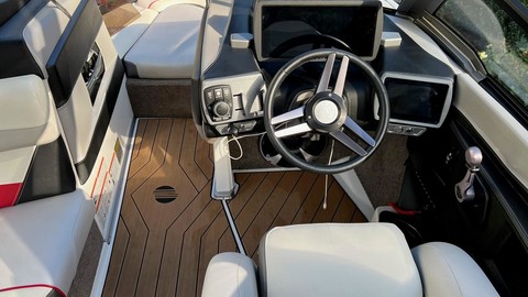 Malibu Wakesetter 22 VLX