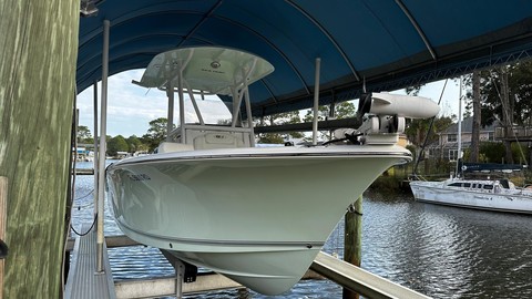 Sea Ray hunt ultra 211