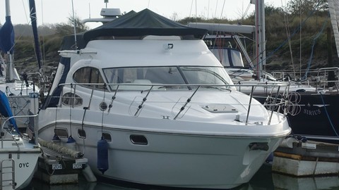 Sealine F37