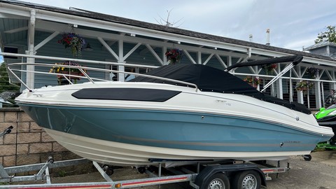 Bayliner VR5 Cuddy