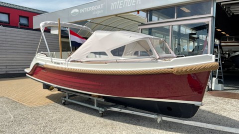 Interboat intender 650