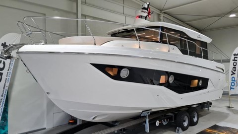 Cranchi T 36 Crossover