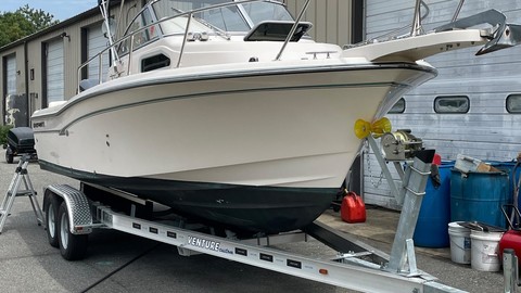 Grady-White Seafarer 228