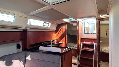 Hanse 418