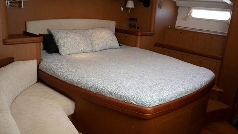 Beneteau 57