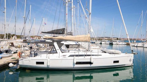 Beneteau Oceanis 46.1