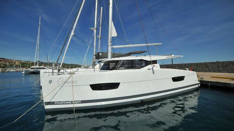 Fountaine Pajot Lucia 40