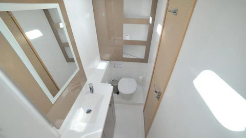 Fountaine Pajot Lucia 40