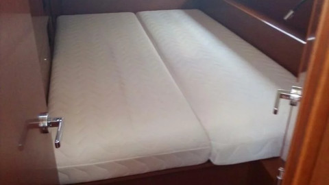 Beneteau Oceanis 46.1