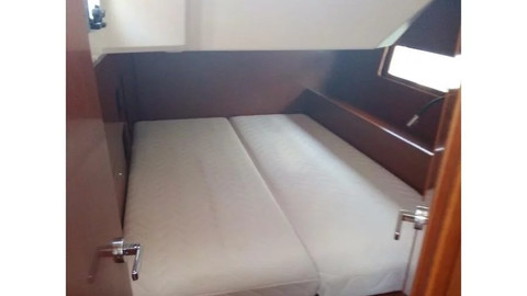 Beneteau Oceanis 46.1