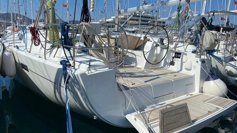 Hanse 445