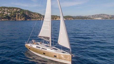 Hanse 418