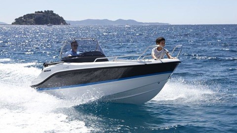 Quicksilver Activ 455 Open