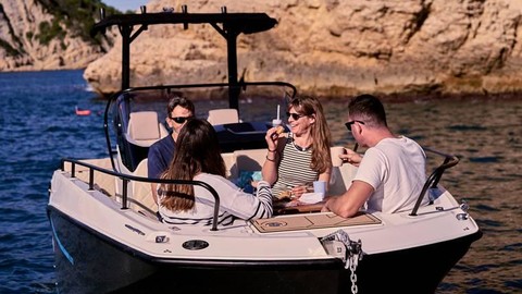 Quicksilver Activ 805 Open