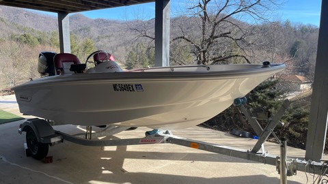 Boston Whaler 130 Super Sport