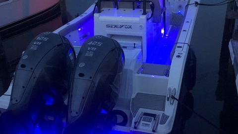 Sea Fox 328 Commander