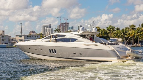 Sunseeker Predator 82