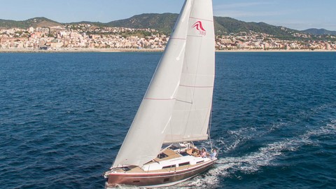 Hanse 388