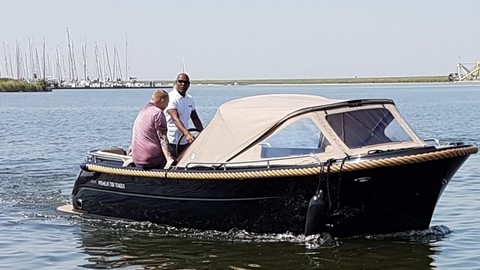 Seafarer 535 pilot boat - inboard diesel