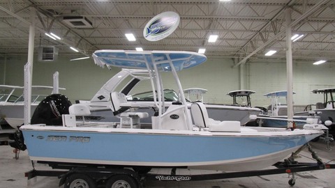 Sea Ray pro 208 bay