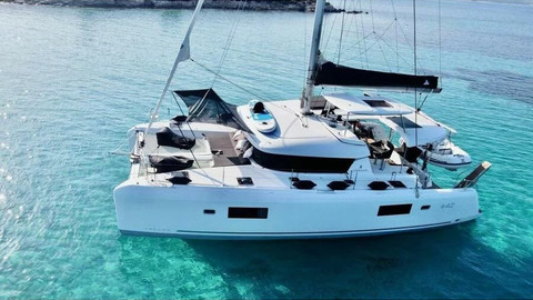 Lagoon 42