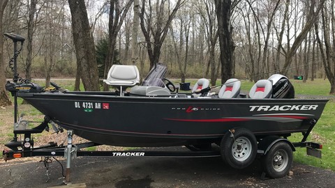 Tracker Pro Guide V-16 SC