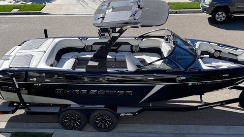 Malibu Wakesetter 25 LSV