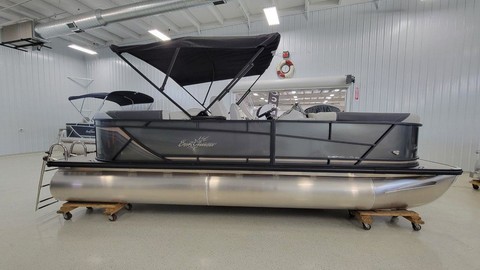 Sunchaser Boats Geneva Cruise 22 LR DH