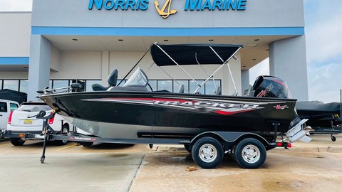 Tracker Targa V-19 WT