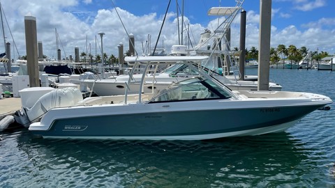 Boston Whaler 270 Vantage