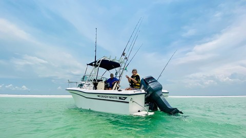 Grady-White Adventure 208